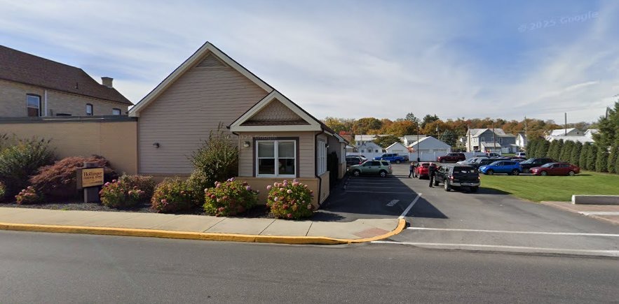 Hollinger Funeral Home gallery image 3